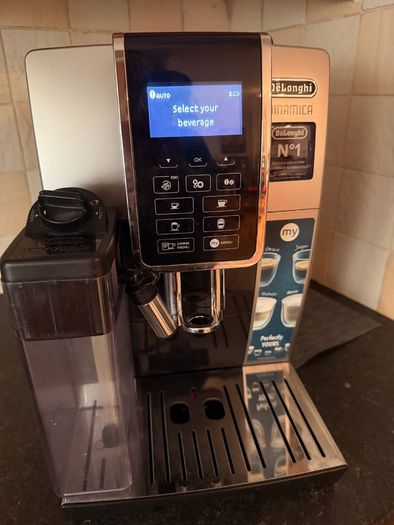 Delonghi  Dinamica Coffee Machine