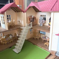 Sylvanian Families Bundle (2 houses + more)