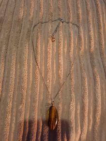 beautiful tigers eye necklace
