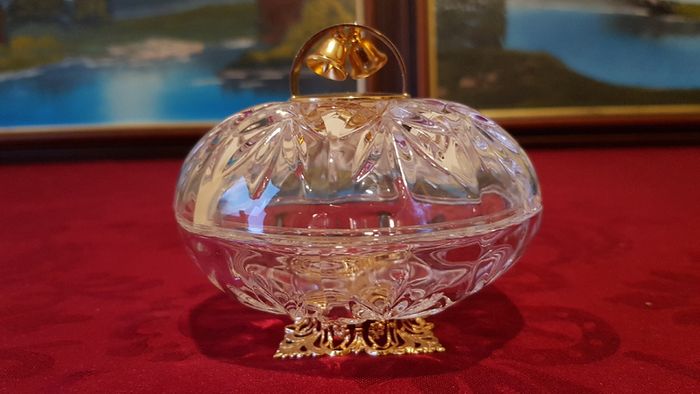 Killarney Crystal Cut Crystal Glass Congratulations On Your Wedding Lidded Jewelry Dish / Bowl With 22 Carat Gold Cover Handle and Footed Base Finishing Made In I