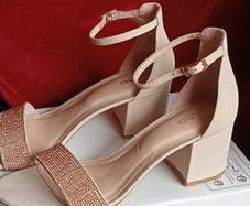 "ALDO", Ladies cream low chunky heel sandals, size 39/6, brand new