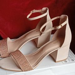 "ALDO", Ladies cream low chunky heel sandals, size 39/6, brand new
