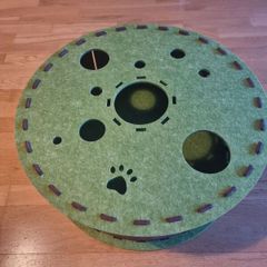 Pet toy