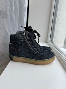 Diesel shoes size 6