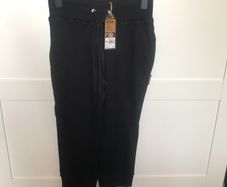Ladies bottoms size 8