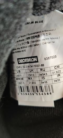 Quechua Kids' Warm Waterproof Snow Hiking Boots Size 34/35 (Model SH100) from Decathlon.