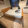 king size bed Image 3