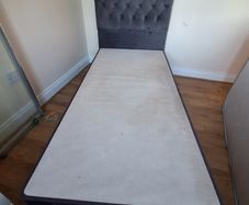Single divan bed with 2 drawers and headboard
