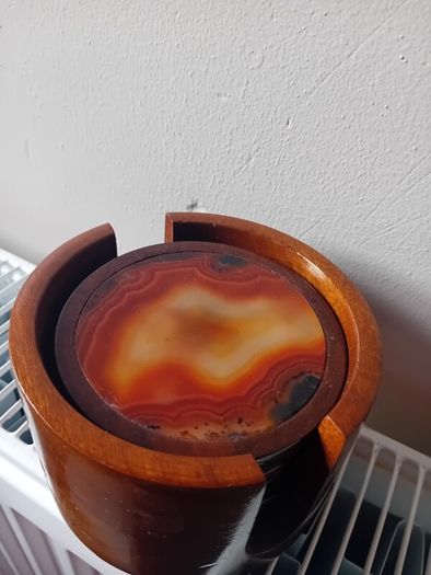 Vintage natural agate and wooden coaster set rrp 85e