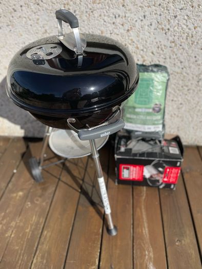 Weber Kettle BBQ charcoal