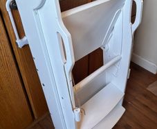 Foldable kitchen tower