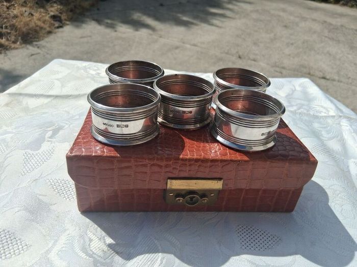 5 X Sterling Silver Napkin Rings With Vintage Leather Case