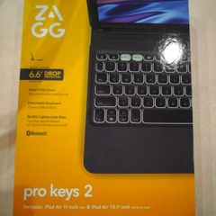 ZAGG PRO KEYS 2 iPad Case with keyboard