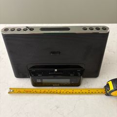 Clock radio