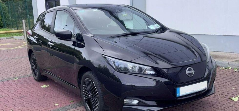 2025 Nissan LEAF SV 62kWh Cold Pack - Only15,800km