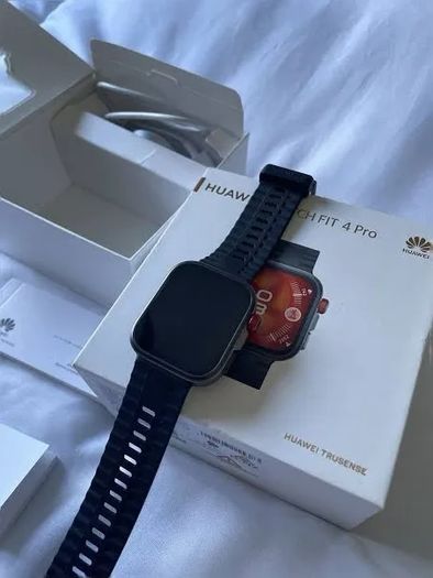 Huawei Fit 4 pro, barely used, comes with box