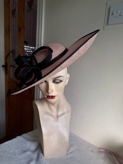 fascinator