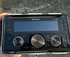 Pioneer S720BT double din headunit