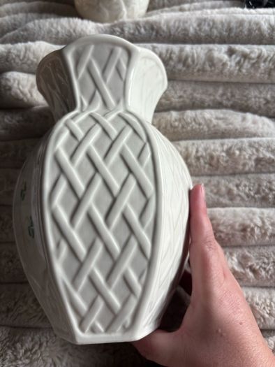 Belleek Ireland Shamrock Trellis Vase 8" (Parian China)
