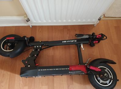 Electric scooter