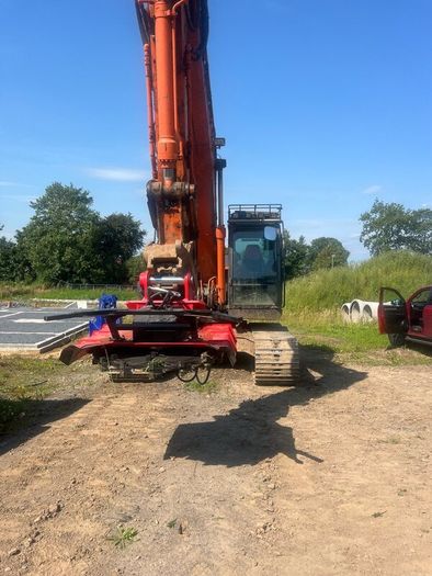 Disc mulcher to suit 20 ton digger