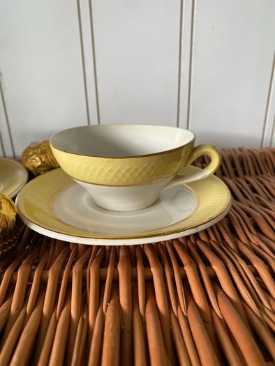 cups  & saucers - vintage china