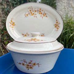 Carrigaline platter and tureen