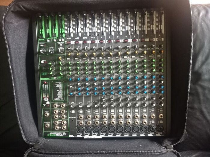 Mackie profx16v3