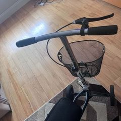 knee scooter