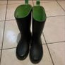 boys rain boots Image 4