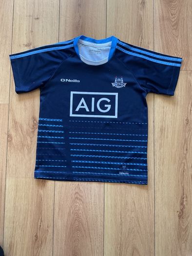 Boys T-shirt 9-10 years