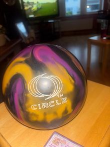 Bowling ball and bowling bag