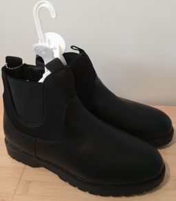 River Island  Boys black wide fit chelsea boots