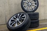 Genuine BMW Style 699M 20" Alloys &amp; Tyres - Like New