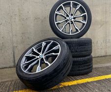 Genuine BMW Style 699M 20" Alloys & Tyres - Like New