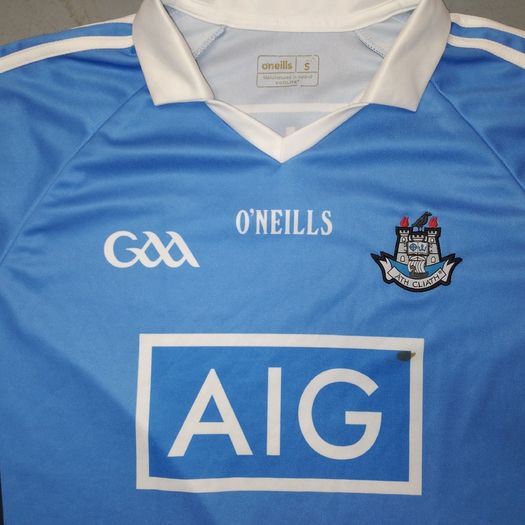 FREE POST Dublin (S) GAA Jersey O'Neills Shirt Gaelic Football Hurling Camogie Leinster Blue Baile Atha Cliath Large