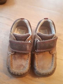 Clarks Boys Shoes Size 7 1/2 F