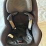 Maxi Cosi familyfix isofix base with car seat Image 4