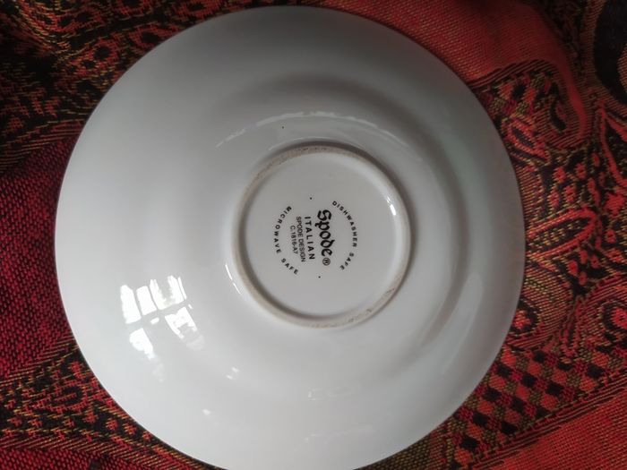 Spode Italian design saucer