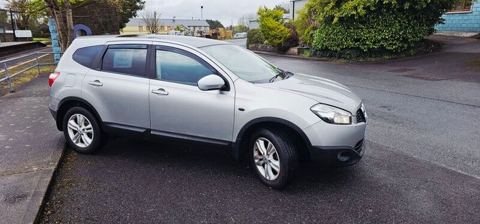Nissan Qashqai +2