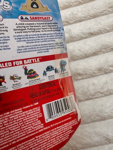 Pokemon Battle Action Figure 2-Pack Alolan Rattata and Sandygast damaged Box Please see photos