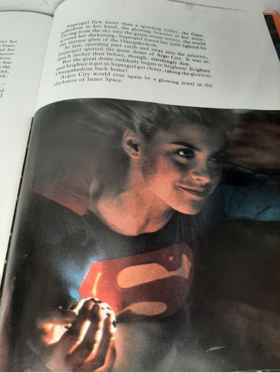 Vintage supergirl Annual 1984