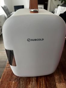 Mini fridge