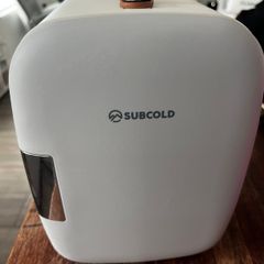 Mini fridge