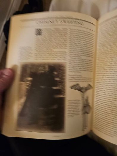 Forgotten Household Crafts. The National Trust Book Of. By Jomn Seymour. Beautiful Illustrated Large Volume Hardbacks With Dustjackets In Good Condition. See Photos For Same.
