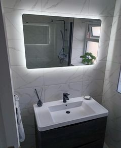 FREE EXPRESS SHIPPING 800 x 500mm Backlit LED Illuminated Bathroom Mirror with Light Sensor + Demister