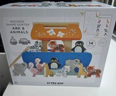 Le Toy Van Ark & Animals