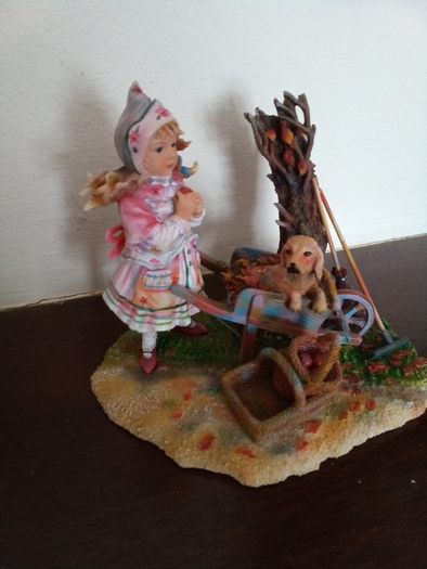 paintbox poppets leonardo collection