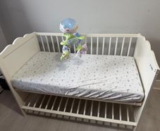 baby cot