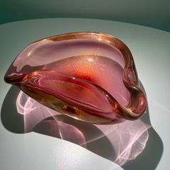 Rare Murano Art Glass Bowl. Attributed to Archimede Seguso. Pink & Gold Polveri c.1950s